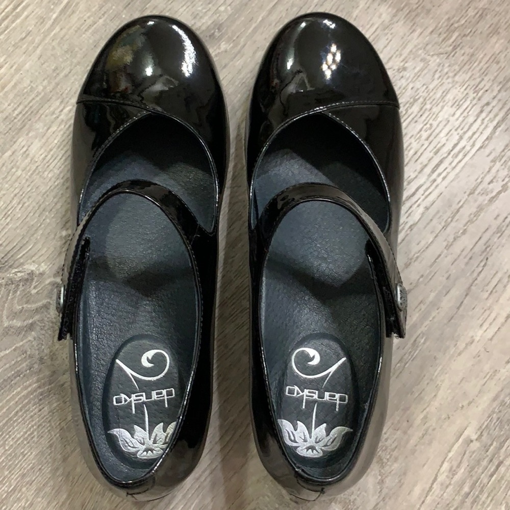 Dansko mary jane clogs